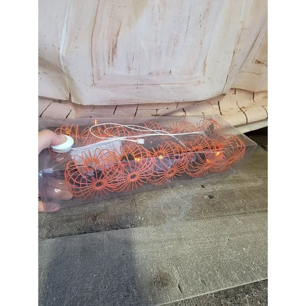 Halloween orange metal string light decor figure‎